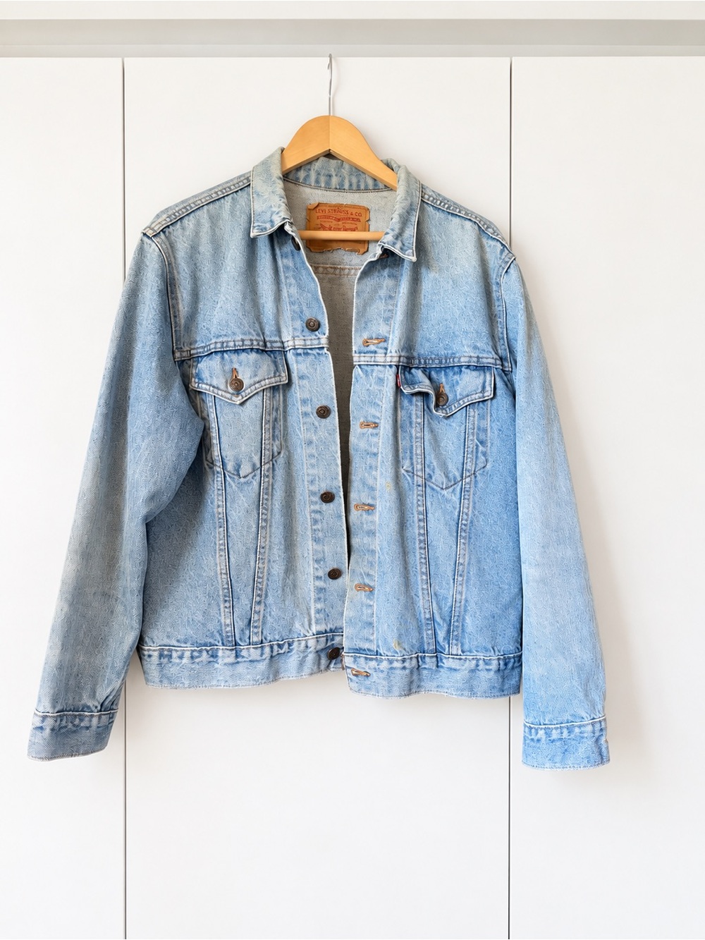 Vintage 70s/80s Levi’s 70505-0213 Denim Trucker Jacket Size 42